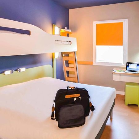 Ibis Budget Porte de Camargue Saint-Martin-de-Crau Buitenkant foto