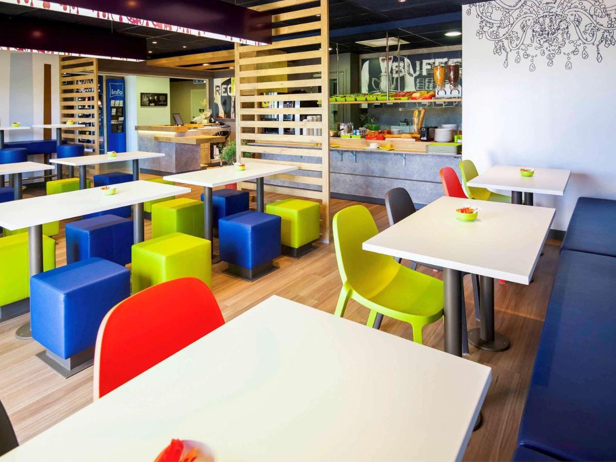 Ibis Budget Porte de Camargue Saint-Martin-de-Crau Buitenkant foto